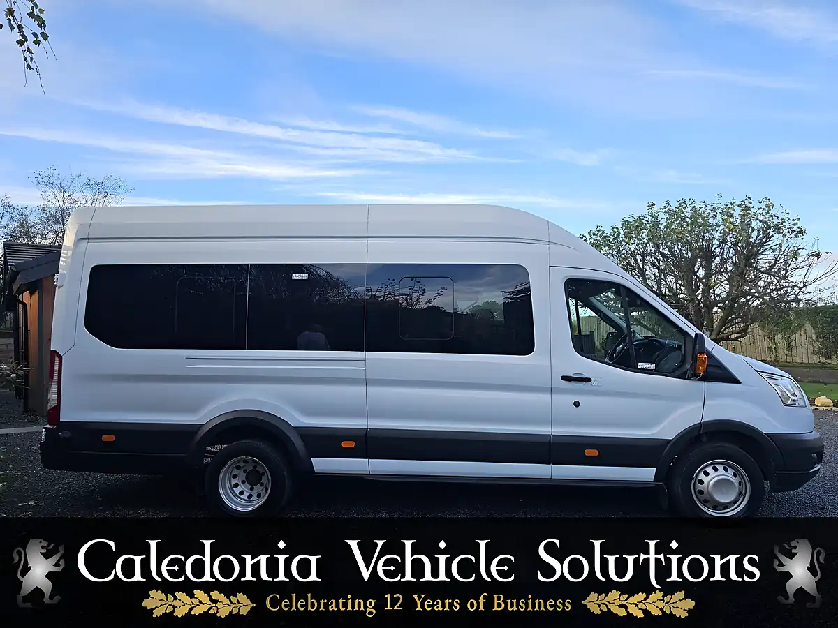 Used 2018 Ford Transit Trend White - Interior and Exterior details 3