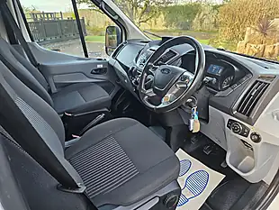 Used 2018 Ford Transit Trend White - Interior and Exterior details 5