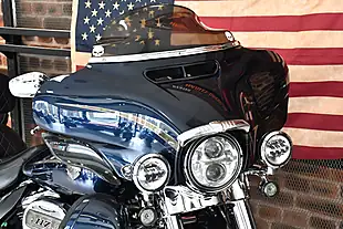 Used 2018 Harley-Davidson Cvo Flhtkse Electra Glide Ultra Limited Blue - Interior and Exterior details 5