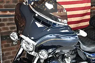 Used 2018 Harley-Davidson Cvo Flhtkse Electra Glide Ultra Limited Blue - Interior and Exterior details 8