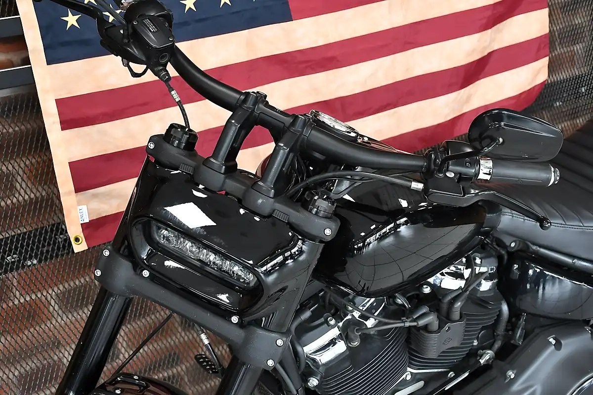 Used 2018 Harley-Davidson Softail Fat Bob Black - Interior and Exterior details 8