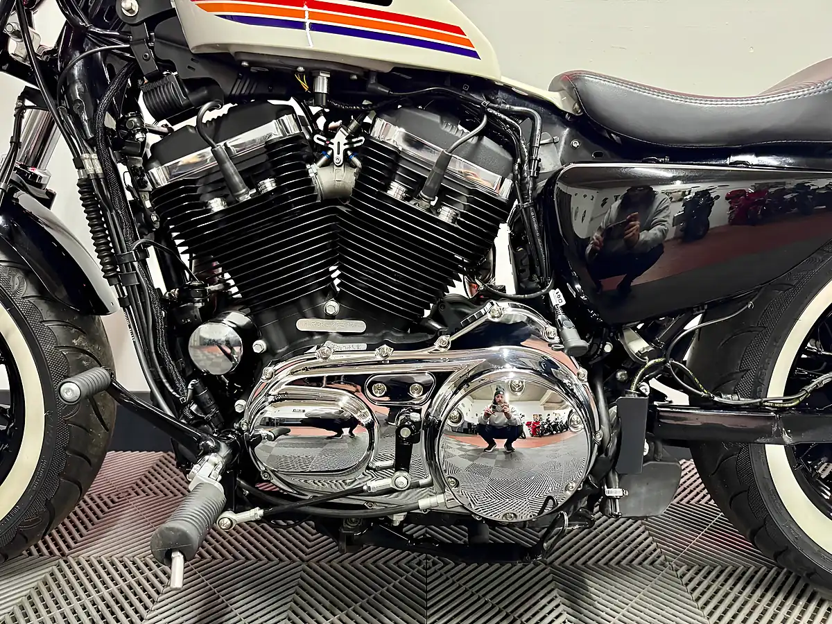 Used 2018 Harley-Davidson Sportster Forty-Eight Special White - Interior and Exterior details 15
