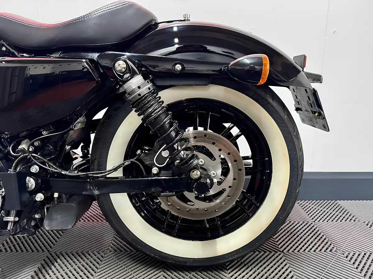 Used 2018 Harley-Davidson Sportster Forty-Eight Special White - Interior and Exterior details 16
