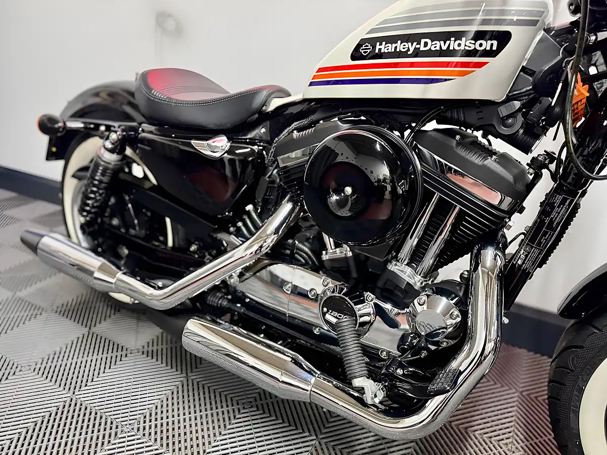 Used 2018 Harley-Davidson Sportster Forty-Eight Special White - Interior and Exterior details 18