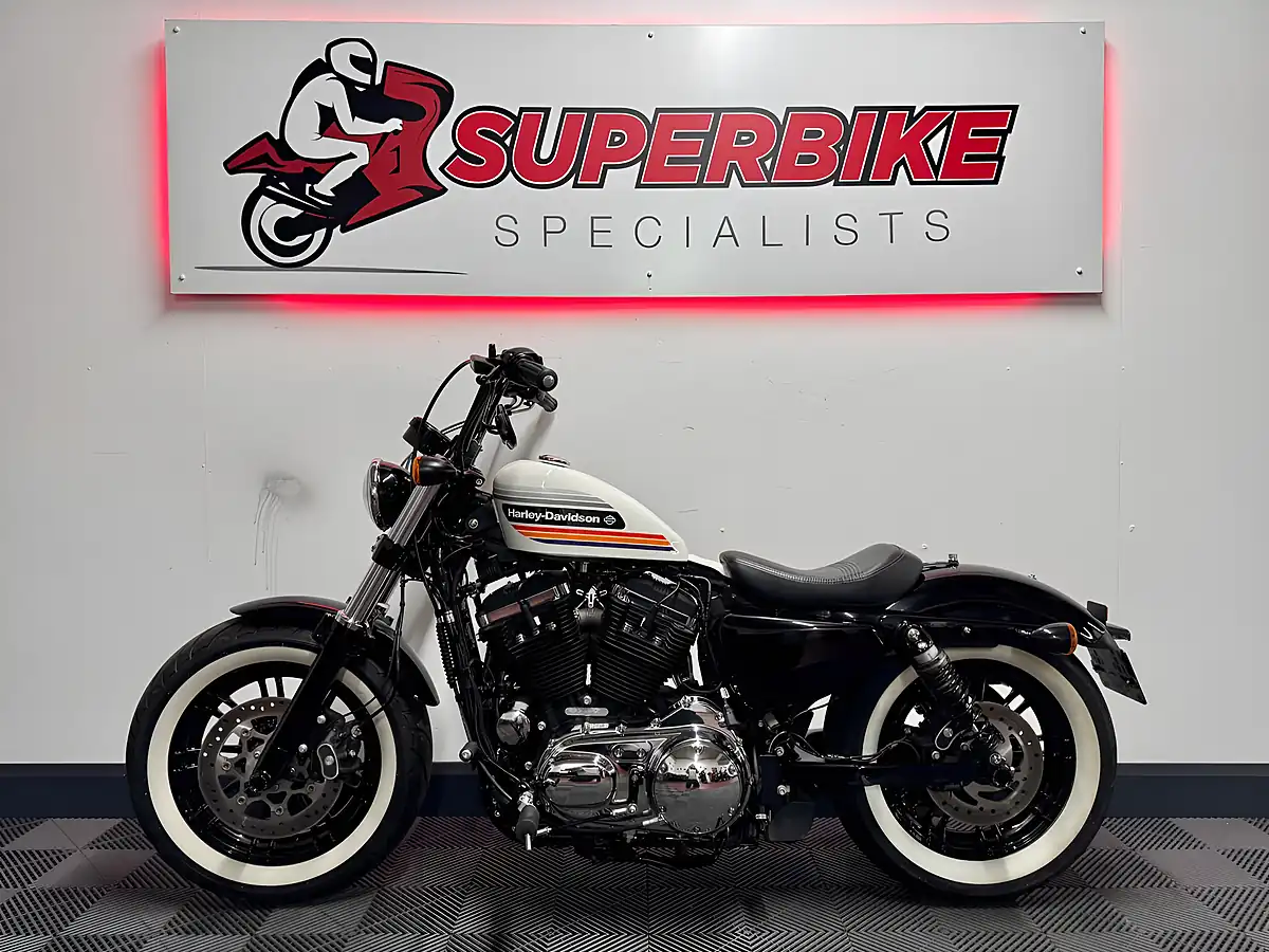Used 2018 Harley-Davidson Sportster Forty-Eight Special White - Interior and Exterior details 6