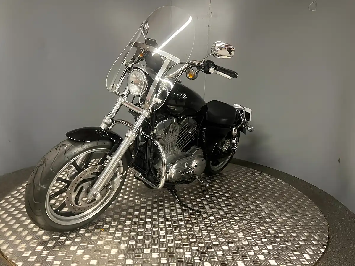 Used 2018 Harley-Davidson Sportster Super Low Black - Interior and Exterior details 12