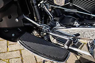 Used 2018 Harley-Davidson Ultra Limited 115th Anniversary Legend Blue/Vivid Black - Interior and Exterior details 16