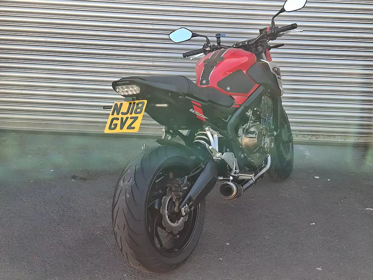 Used 2018 Honda Cb F Red - Interior and Exterior details 8