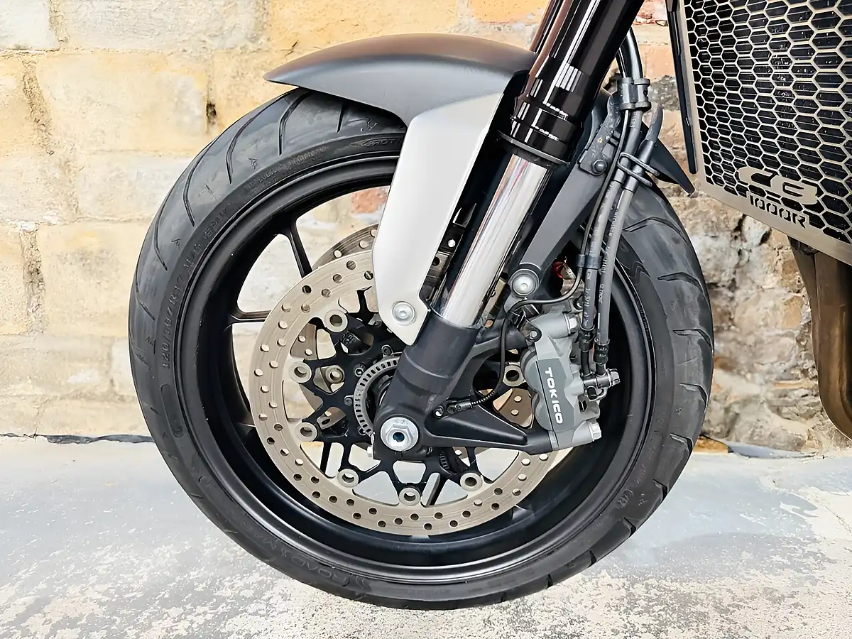 Used 2018 Honda Cb1000r Plus Black - Interior and Exterior details 14