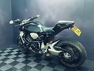 Used 2018 Honda CB1000R Plus Black - Interior and Exterior details 14