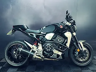 Used 2018 Honda CB1000R Plus Black - Interior and Exterior details 2