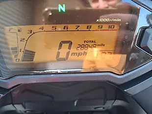 Used 2018 Honda CB500 Red - Interior and Exterior details 16