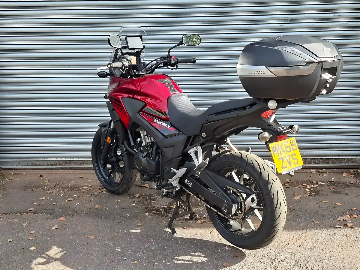 Used 2018 Honda CB500 Red - Interior and Exterior details 8