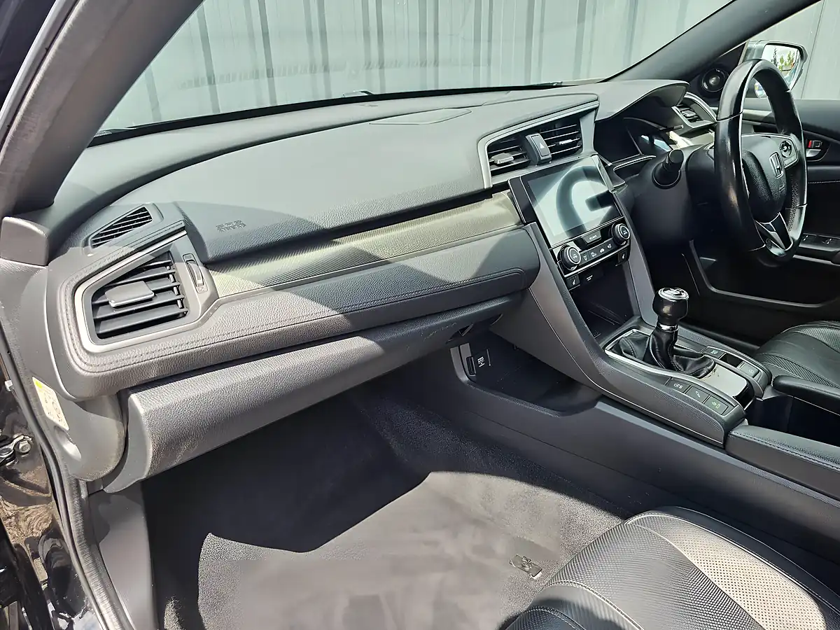 Used 2018 Honda Civic Ex Black - Interior and Exterior details 9