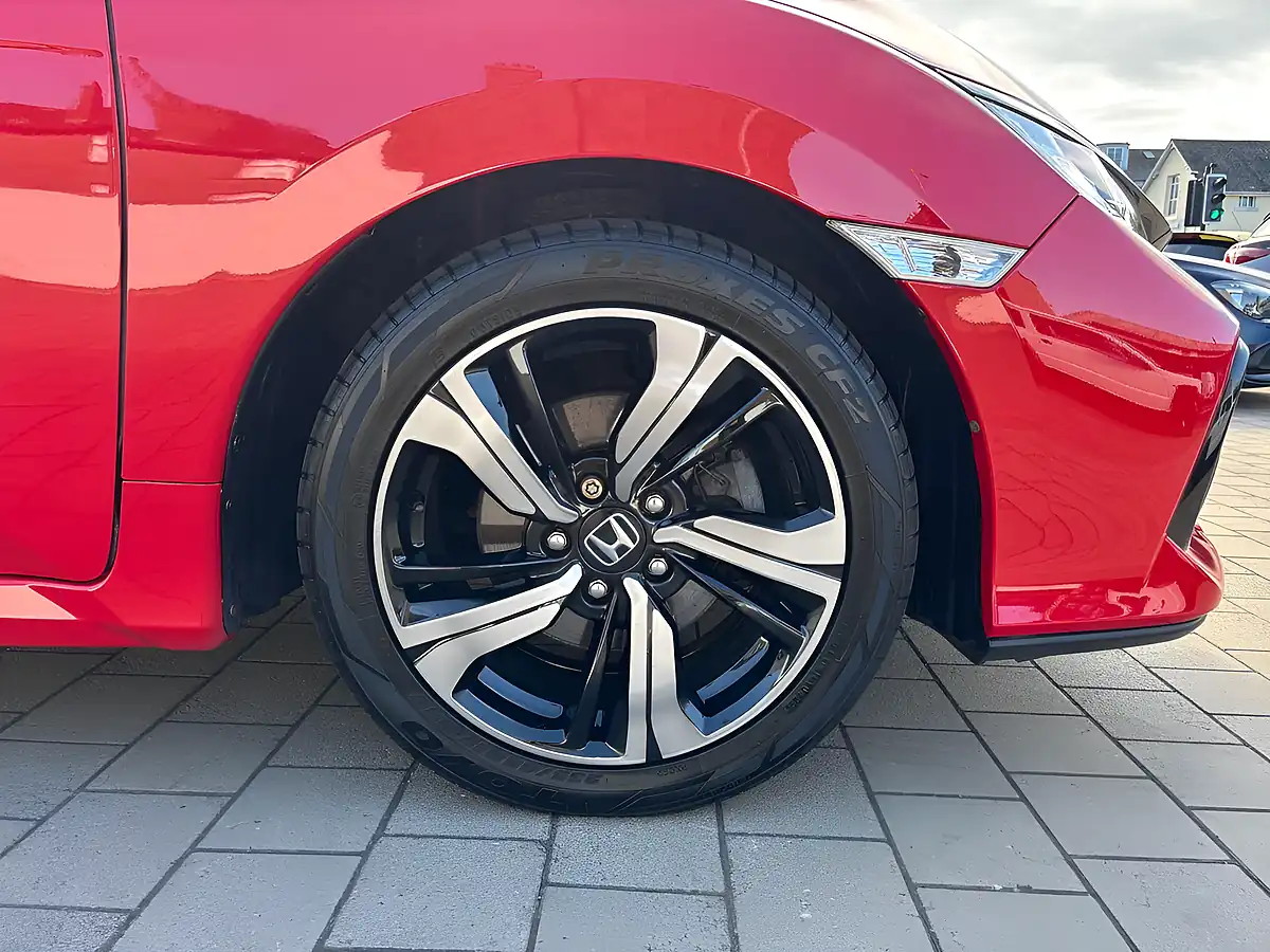 Used 2018 Honda Civic Ex Red - Interior and Exterior details 6