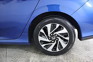 Used 2018 Honda Civic Se Blue - Interior and Exterior details 10