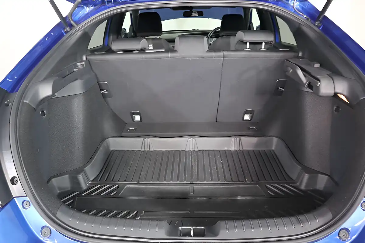 Used 2018 Honda Civic Se Blue - Interior and Exterior details 9