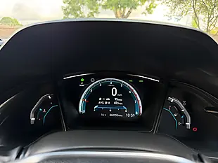 Used 2018 Honda Civic Se Red - Interior and Exterior details 13