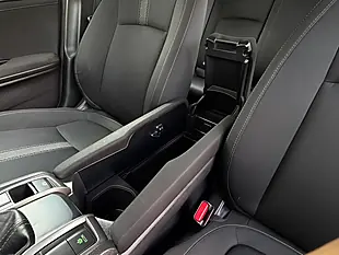 Used 2018 Honda Civic Se Red - Interior and Exterior details 14