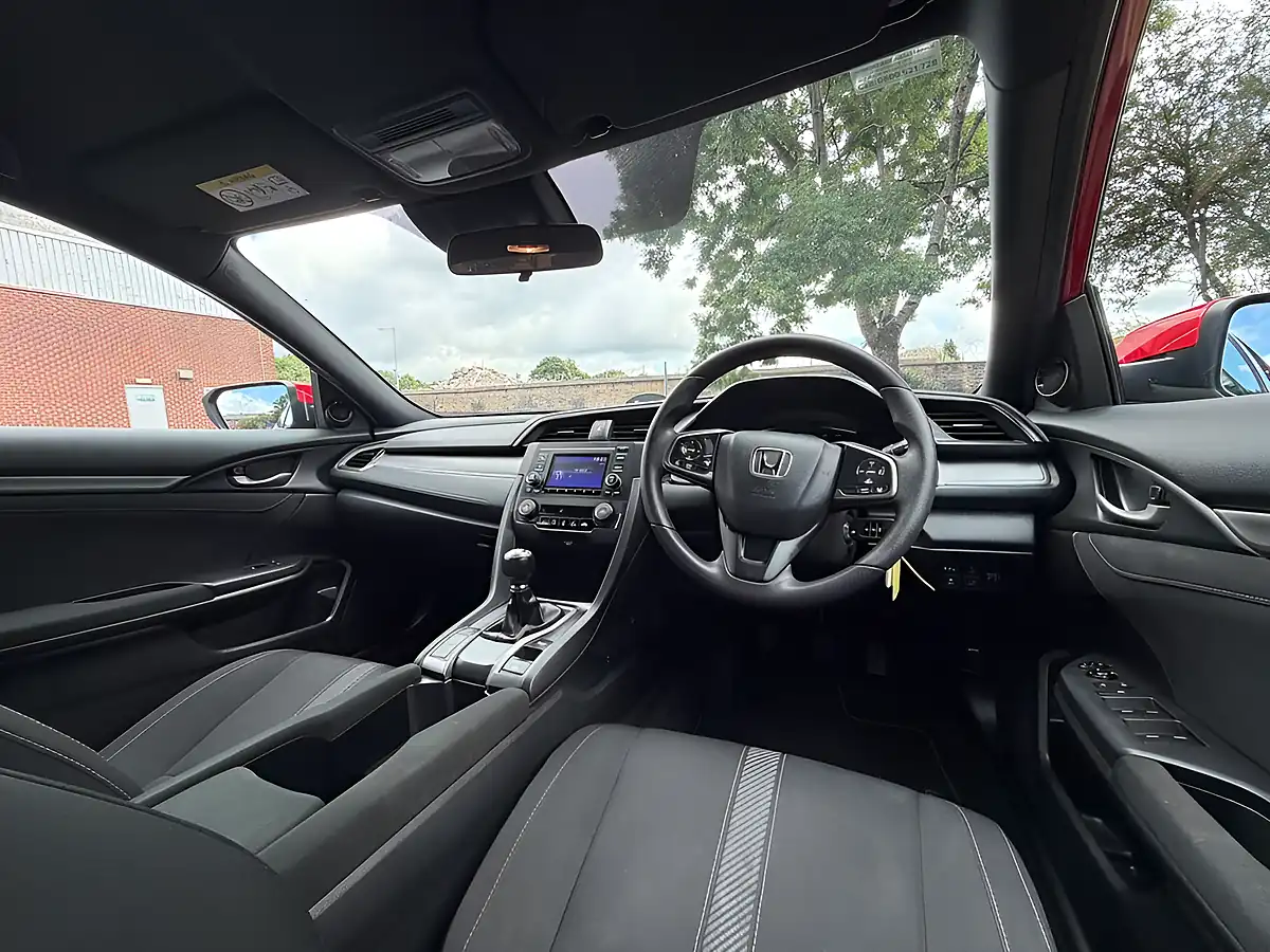 Used 2018 Honda Civic Se Red - Interior and Exterior details 20