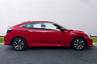 Used 2018 Honda Civic Se Red - Interior and Exterior details 8