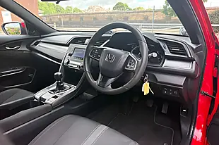 Used 2018 Honda Civic Se Red - Interior and Exterior details 9