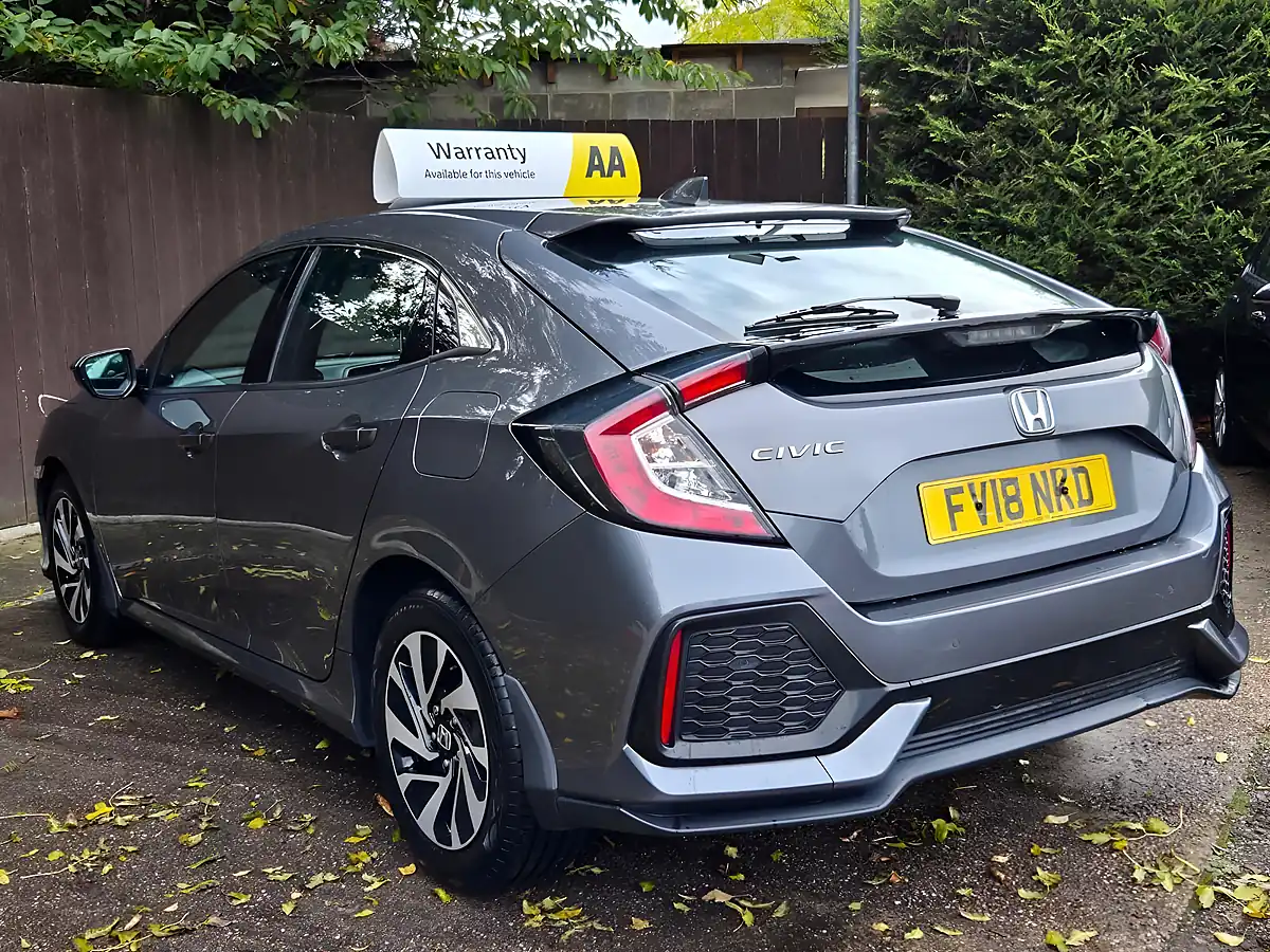 Used 2018 Honda Civic Se Sonic Grey - Interior and Exterior details 4