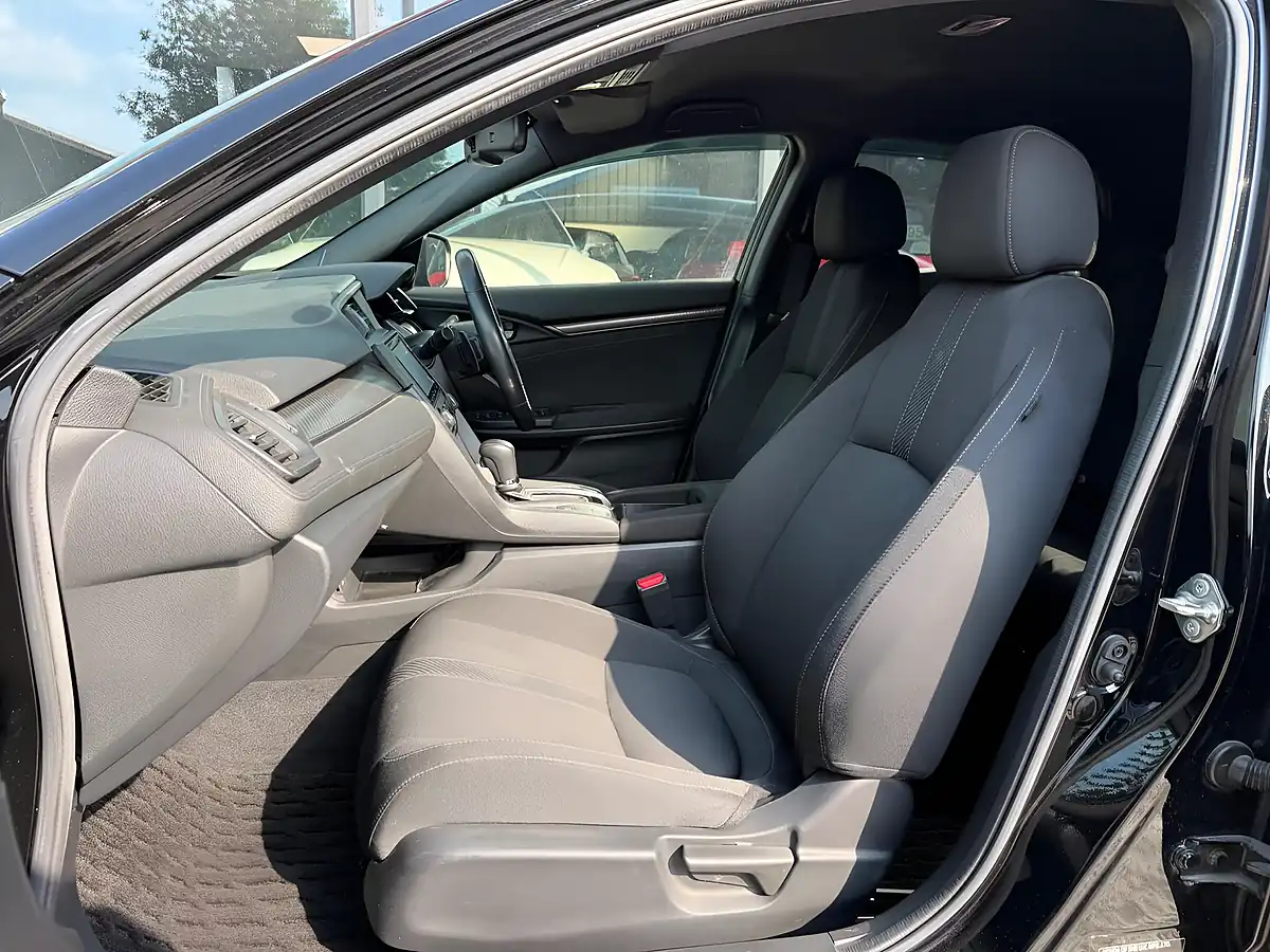 Used 2018 Honda Civic Sport Black - Interior and Exterior details 4