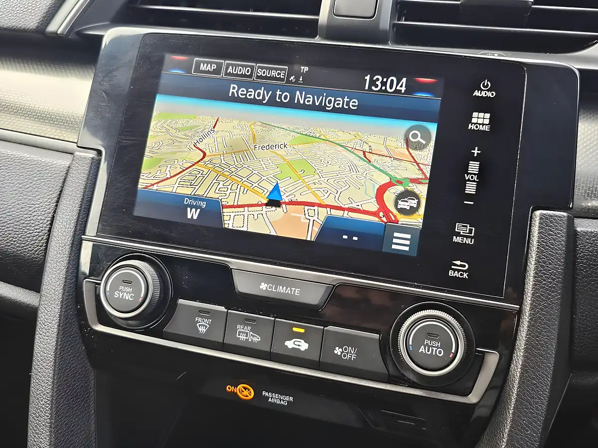 Used 2018 Honda Civic Sr Black - Interior and Exterior details 15
