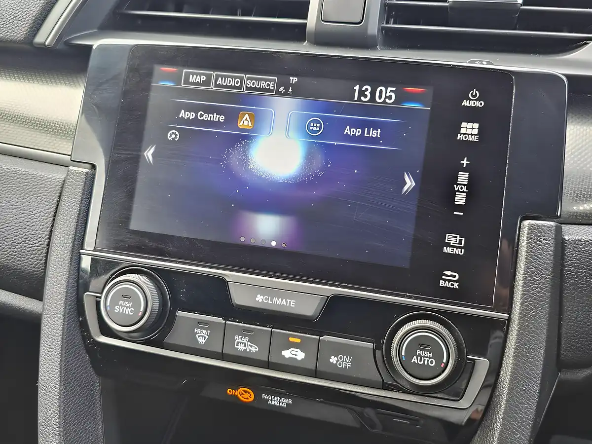 Used 2018 Honda Civic Sr Black - Interior and Exterior details 16