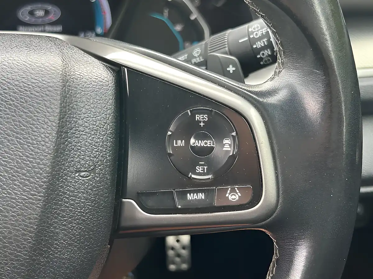 Used 2018 Honda Civic Sr Blue - Interior and Exterior details 15