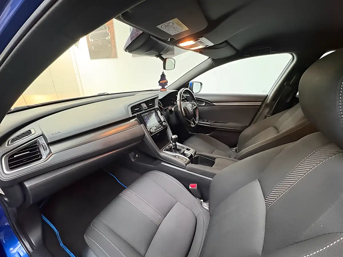 Used 2018 Honda Civic Sr Blue - Interior and Exterior details 10