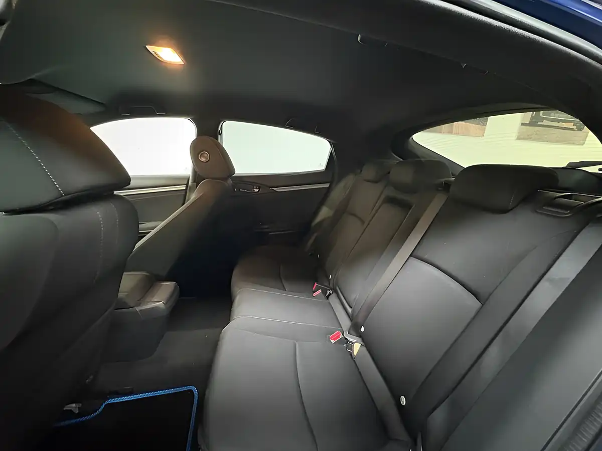 Used 2018 Honda Civic Sr Blue - Interior and Exterior details 11