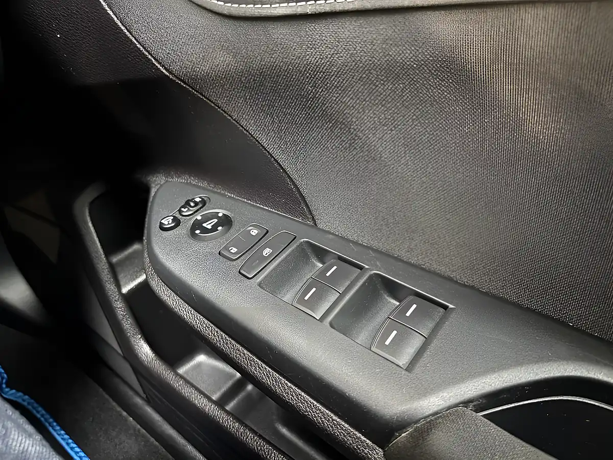 Used 2018 Honda Civic Sr Blue - Interior and Exterior details 16