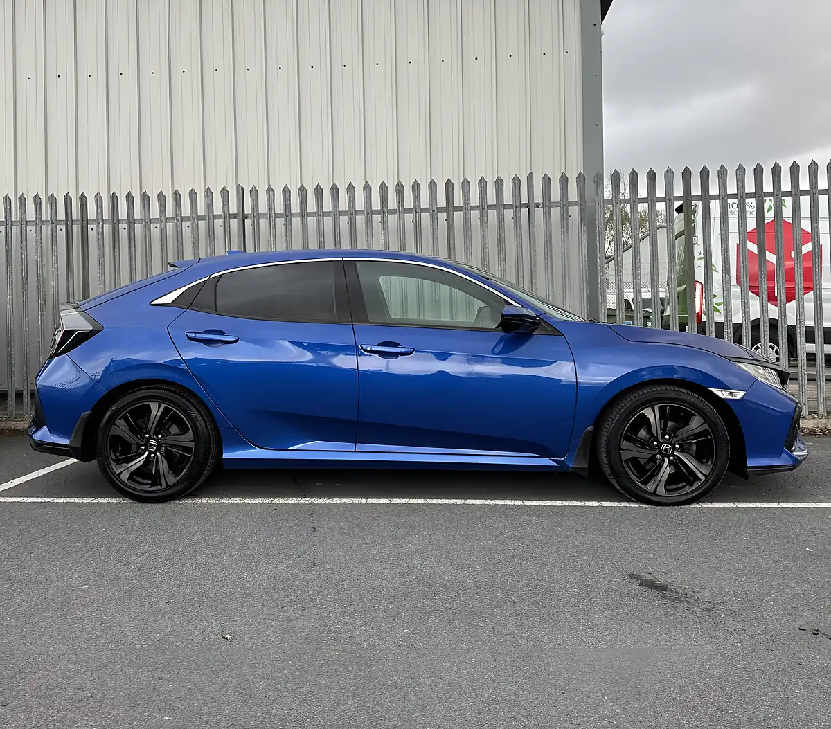 Used 2018 Honda Civic Sr Blue - Interior and Exterior details 7