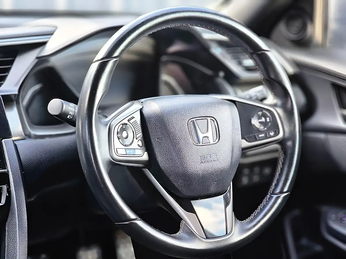 Used 2018 Honda Civic Sr Grey - Interior and Exterior details 18