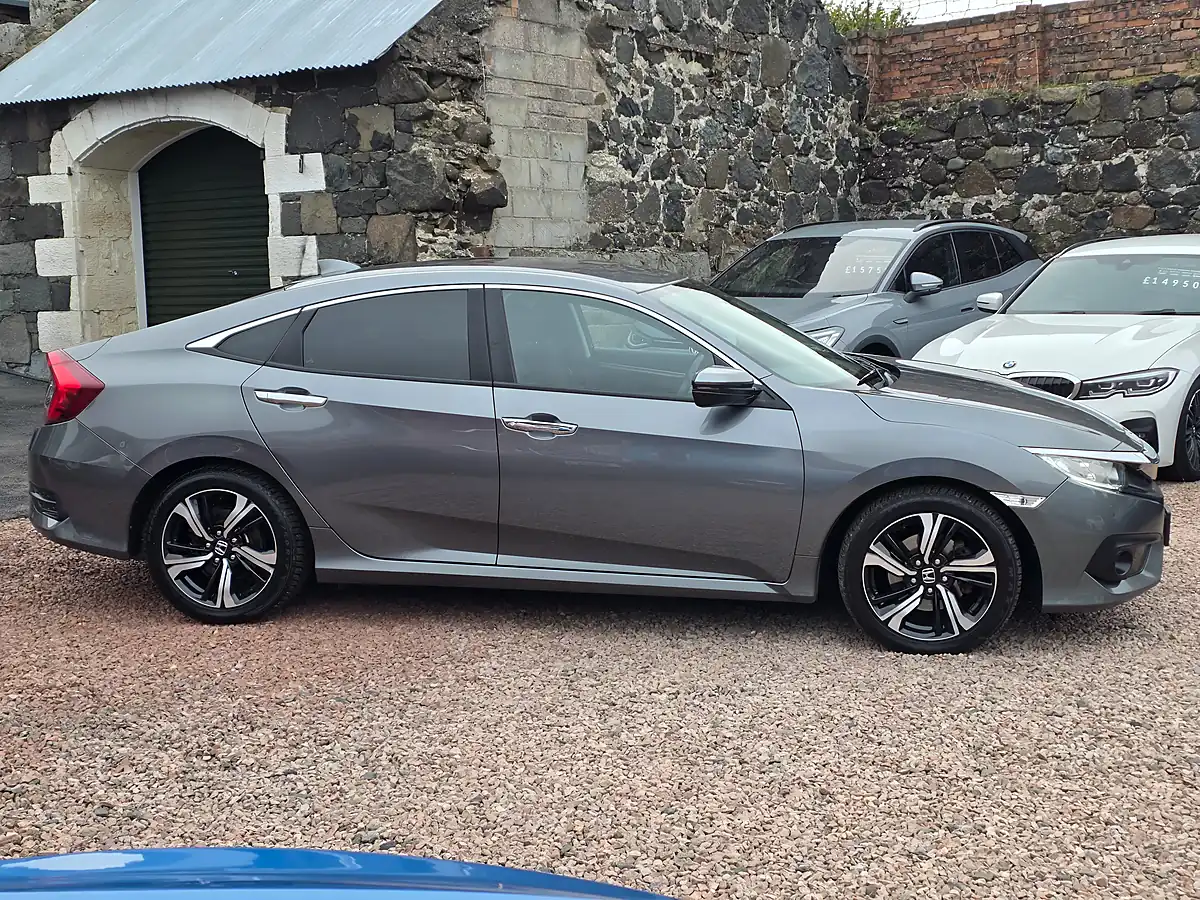 Used 2018 Honda Civic Sr Grey - Interior and Exterior details 18