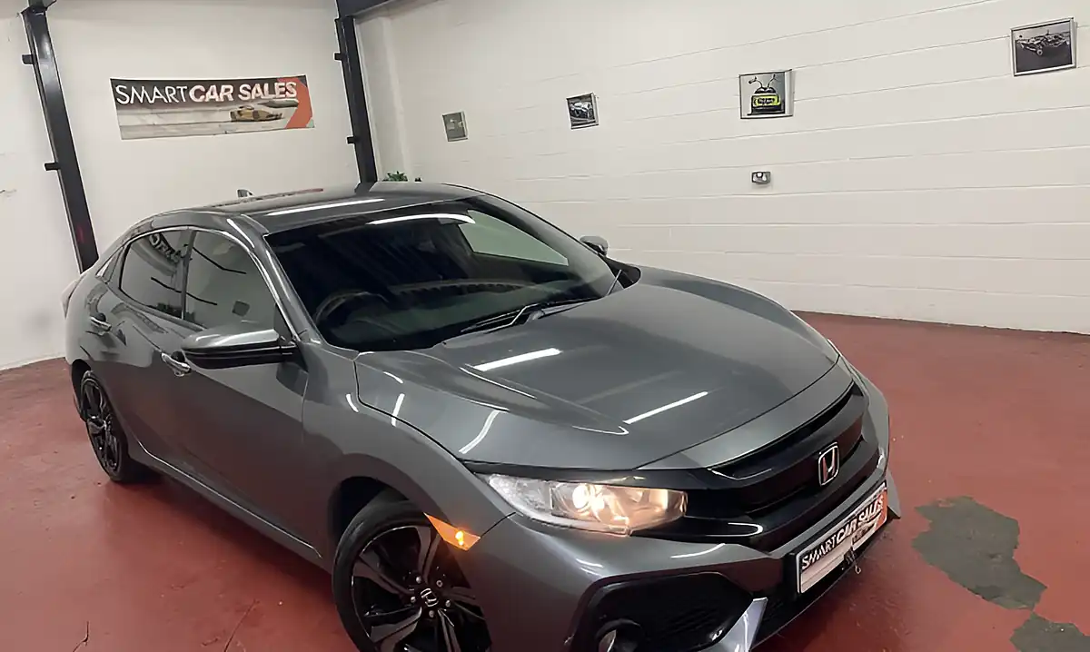 Used 2018 Honda Civic Sr Metallic Grey - Interior and Exterior details 13