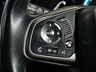 Used 2018 Honda Civic Sr Red - Interior and Exterior details 16