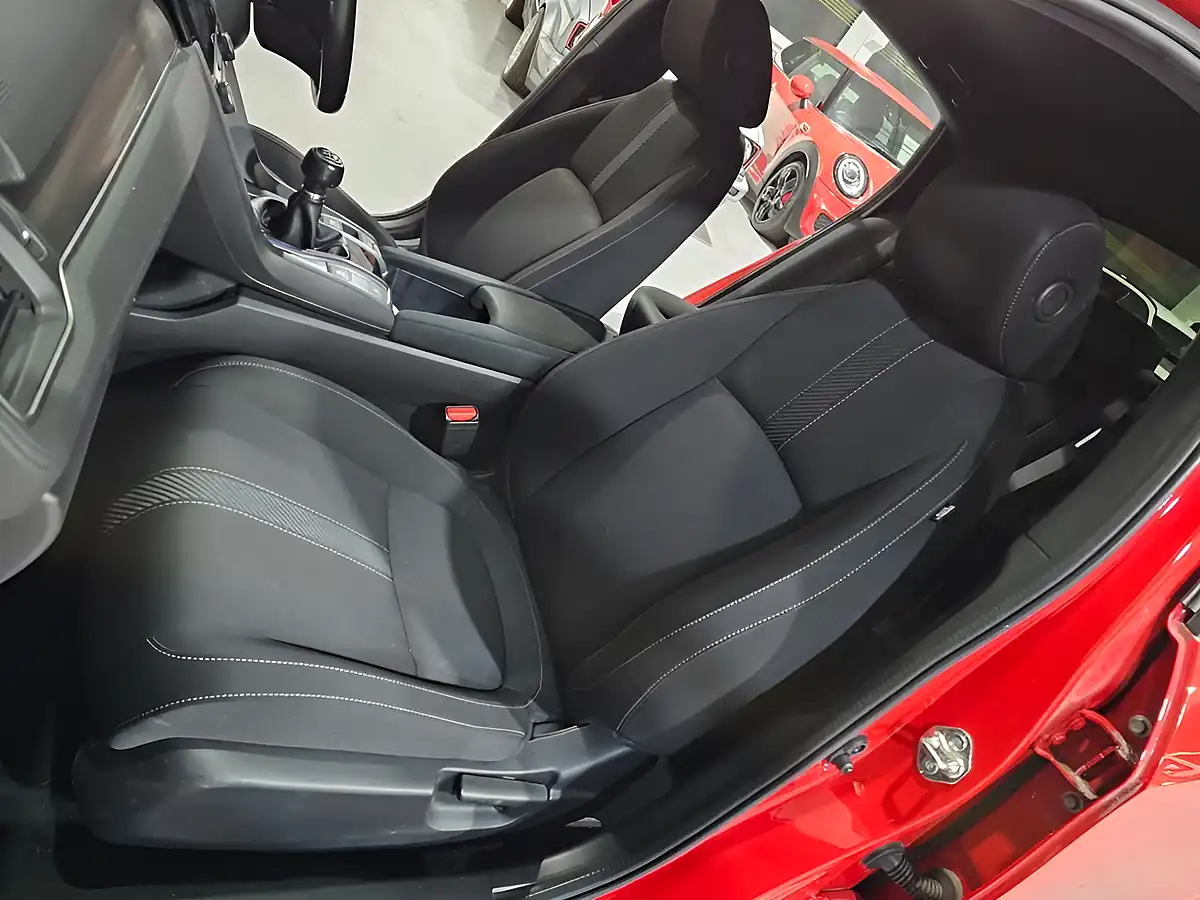 Used 2018 Honda Civic Sr Red - Interior and Exterior details 20
