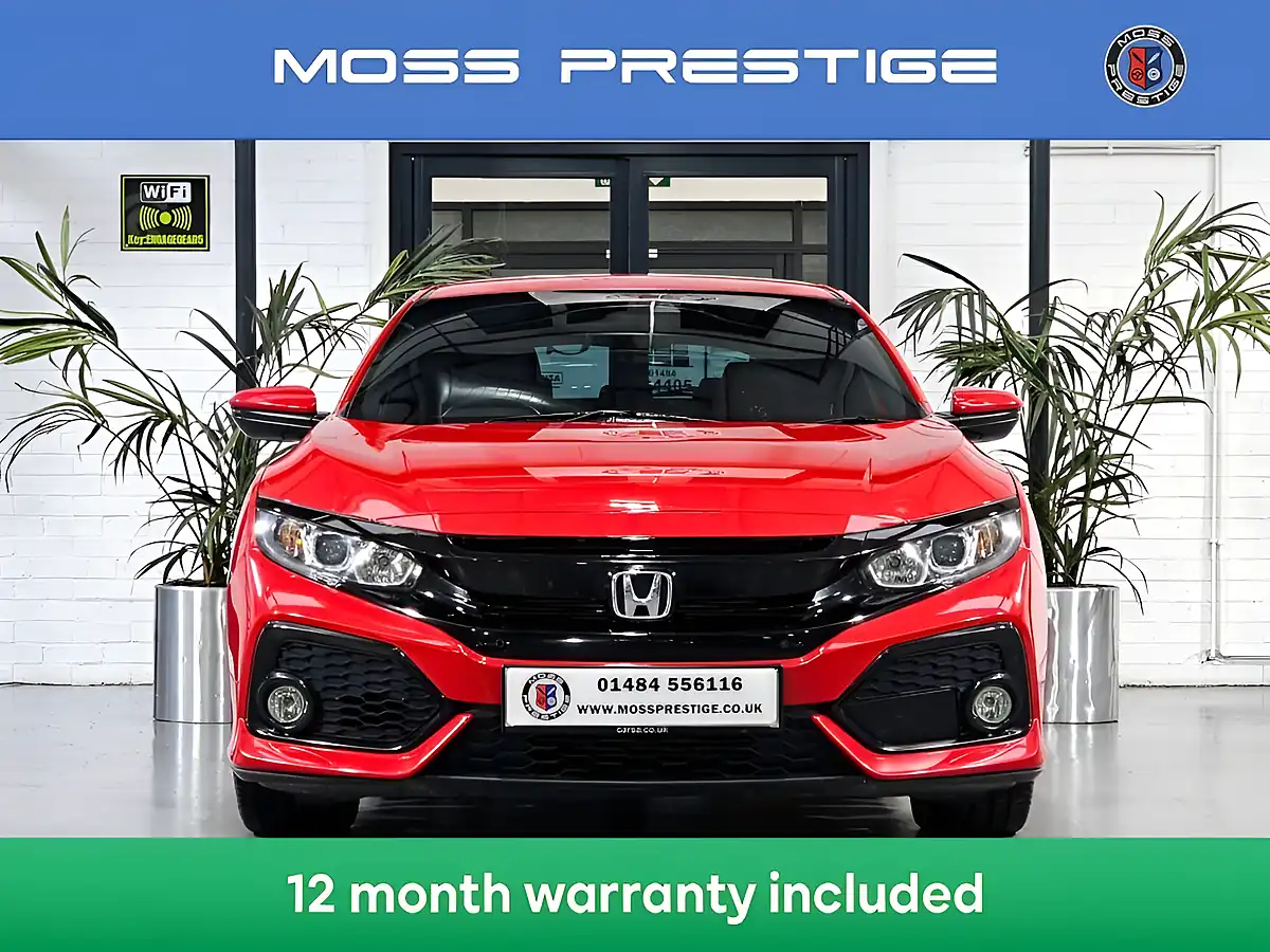 Used 2018 Honda Civic Sr Red - Interior and Exterior details 3