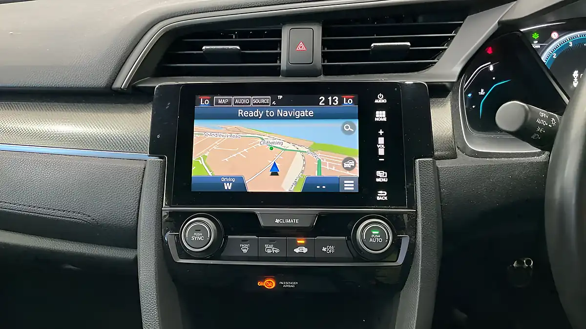 Used 2018 Honda Civic Sr Silver - Interior and Exterior details 16