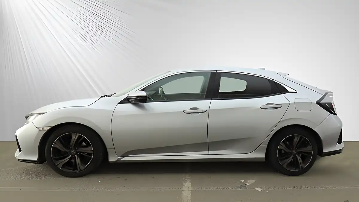 Used 2018 Honda Civic Sr Silver - Interior and Exterior details 6