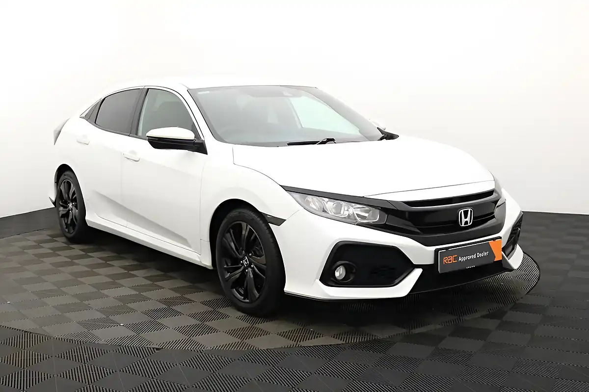 Used 2018 Honda Civic Sr White - Interior and Exterior details 10