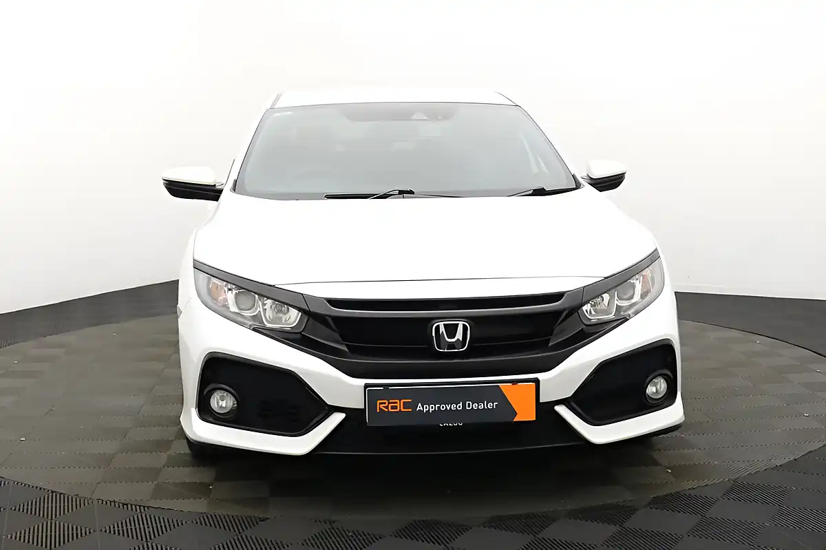 Used 2018 Honda Civic Sr White - Interior and Exterior details 9