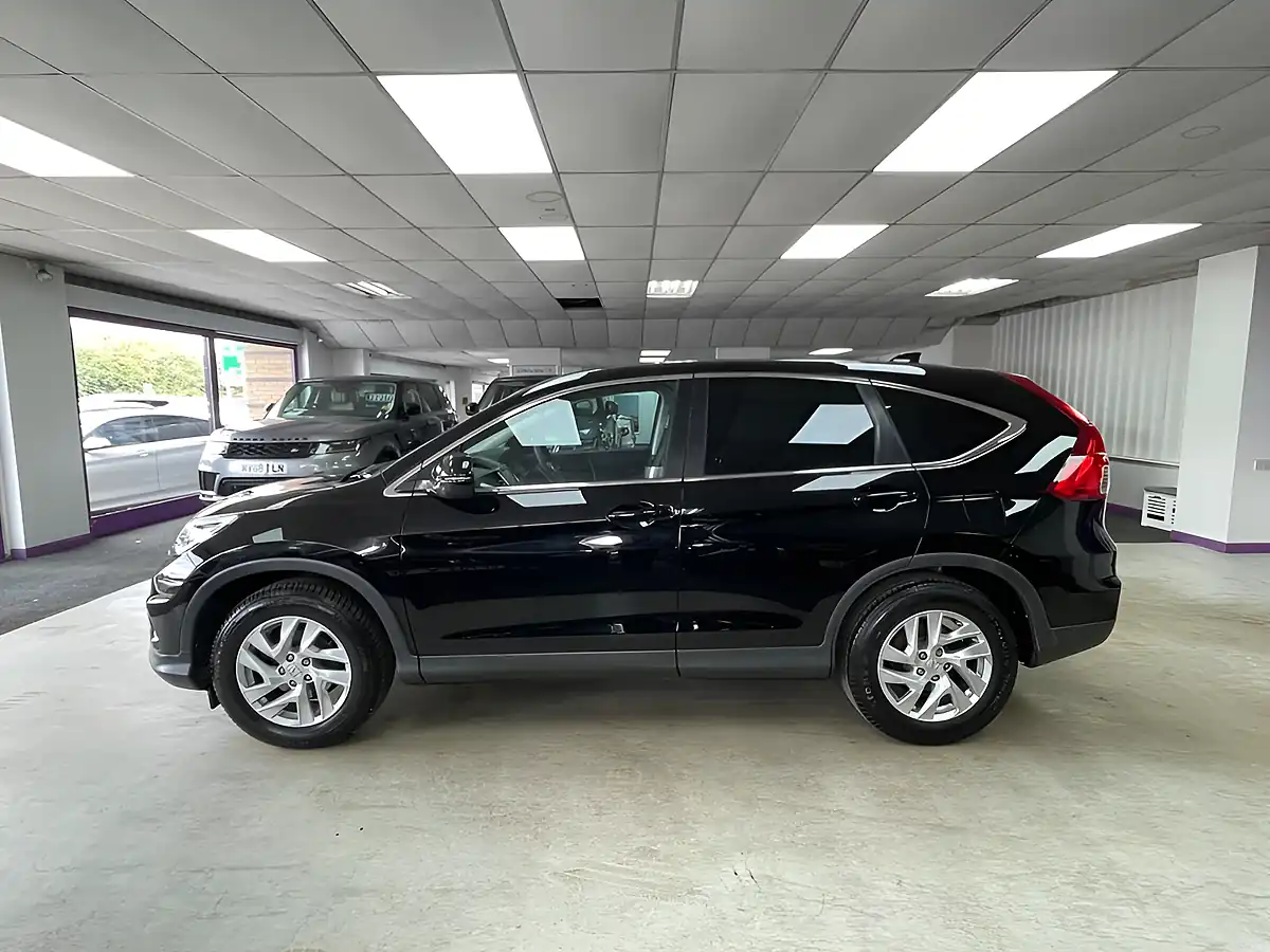 Used 2018 Honda Cr-V S Navi Crystal Black - Interior and Exterior details 10
