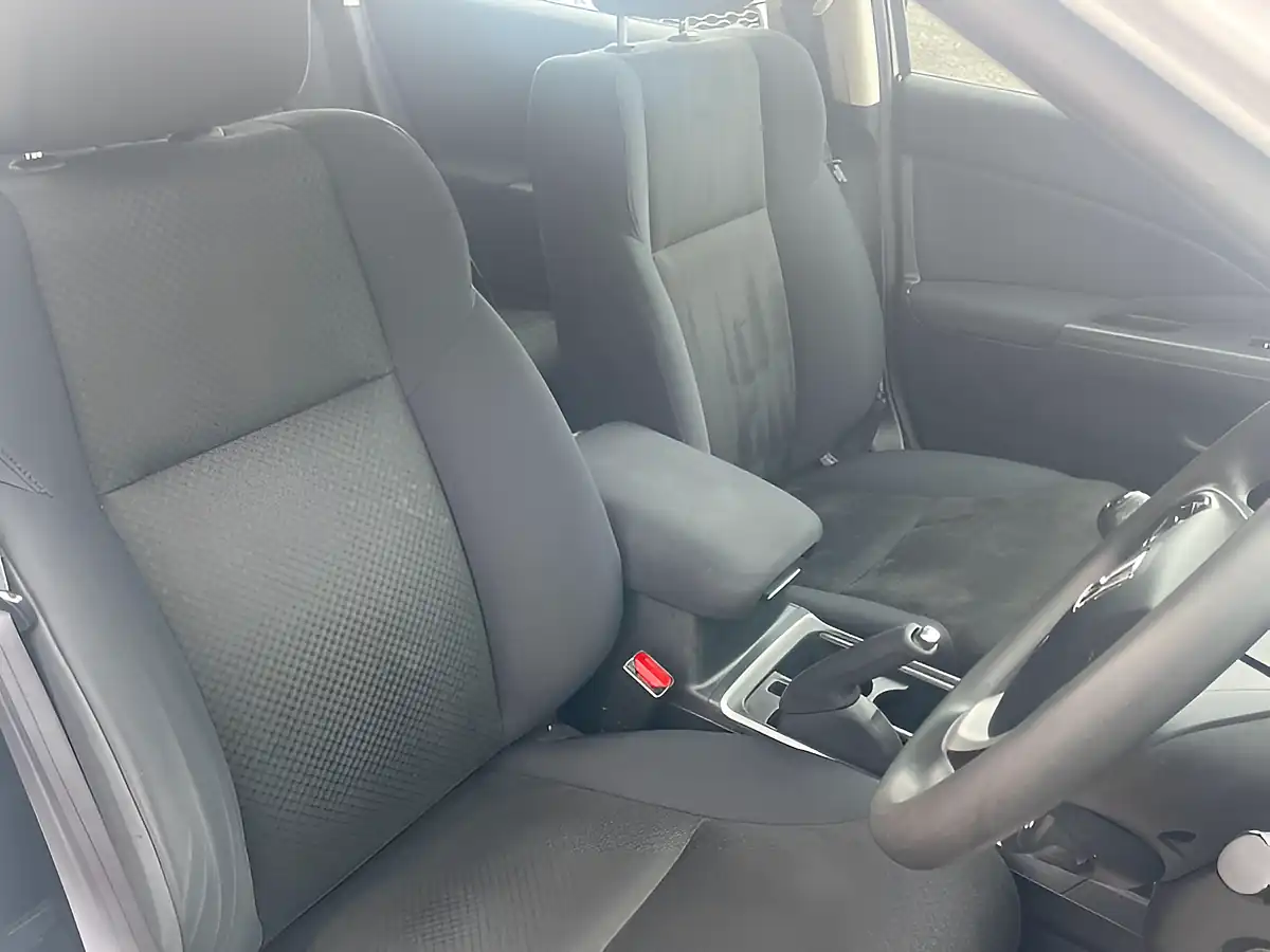 Used 2018 Honda Cr-V S Navi White - Interior and Exterior details 12