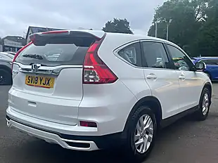 Used 2018 Honda Cr-V S Navi White - Interior and Exterior details 8