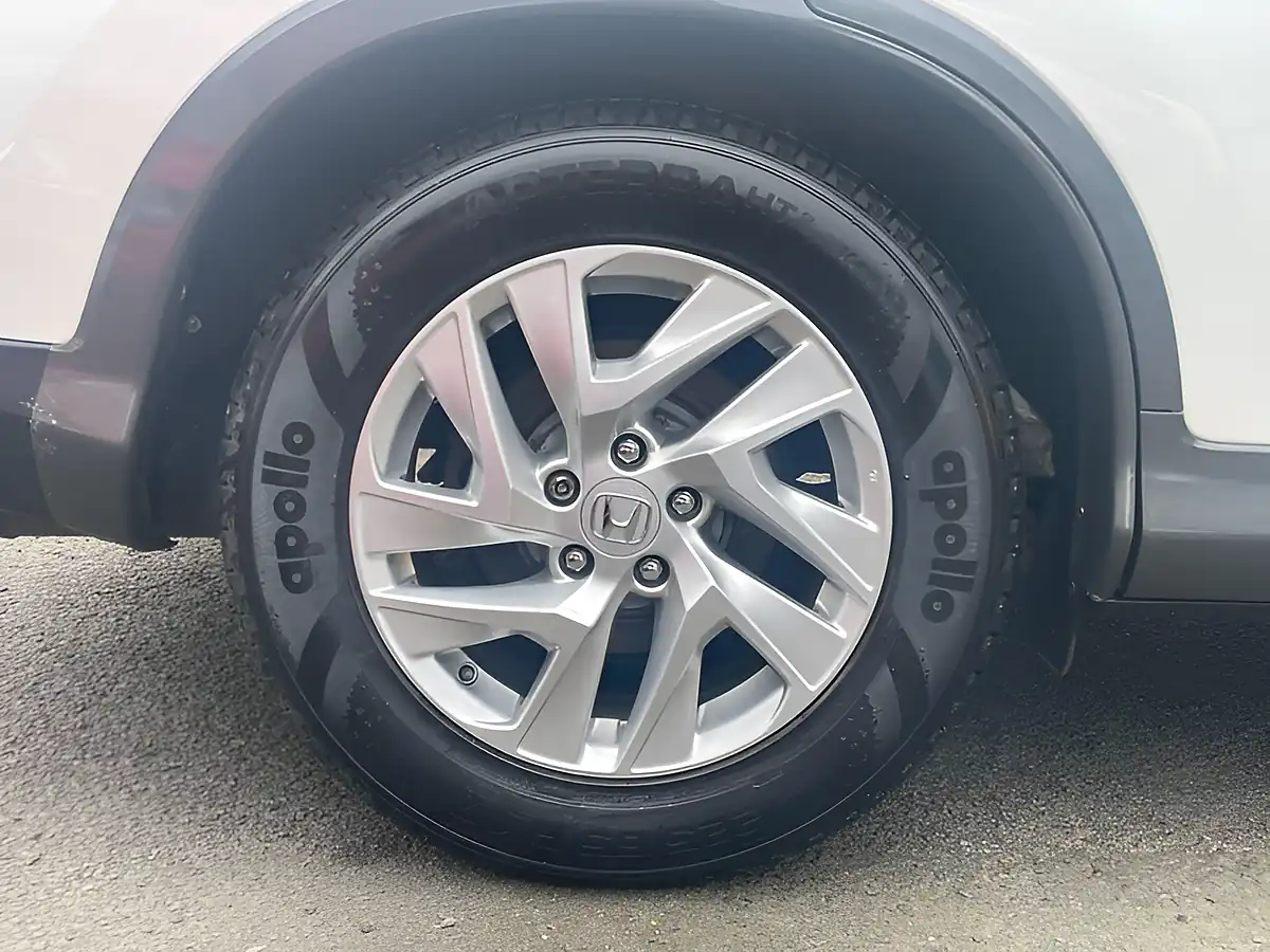 Used 2018 Honda Cr-V S Navi White - Interior and Exterior details 9