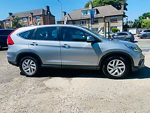 Used 2018 Honda Cr-V S Plus Silver - Interior and Exterior details 10